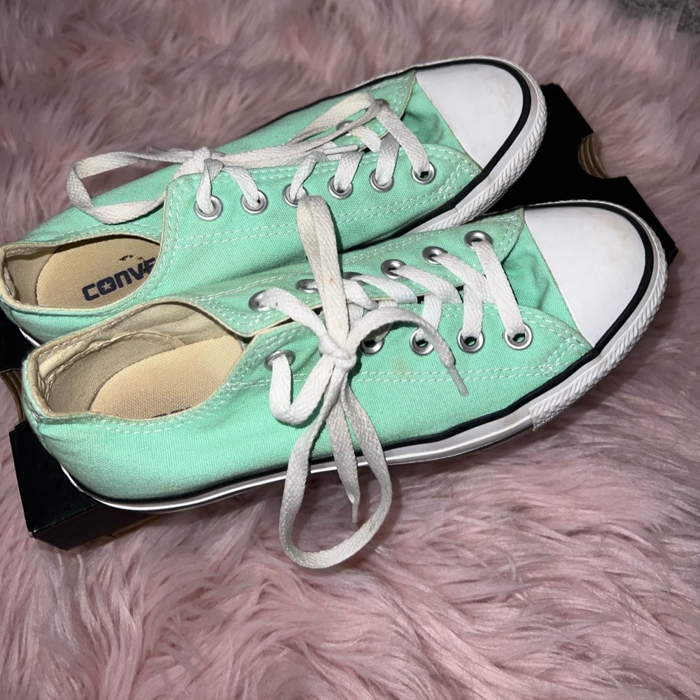 Women’s Converse
